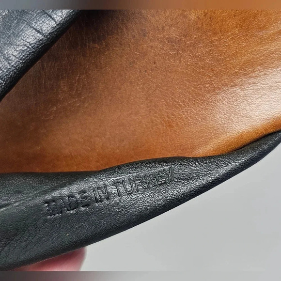 Miz Mooz Inuovo Leather Thong Sandals Black Wedge Heel Size EUR 41 US 9.5-10 - Picture 15 of 16